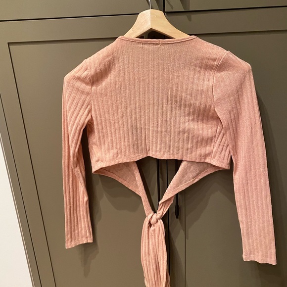 Pink top - Picture 3 of 3